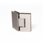 135 Degree Glass to Glass Adjustable Heavy Duty Hinge - Image 3